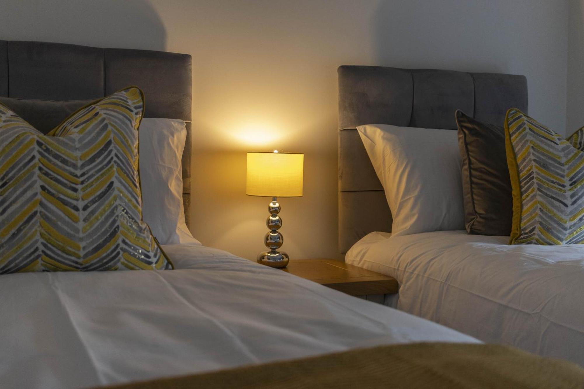 埃克塞特Linacre 11 - Modern 2 Bed Behind The Cathedral With Free Parking And Fast Wifi公寓 外观 照片